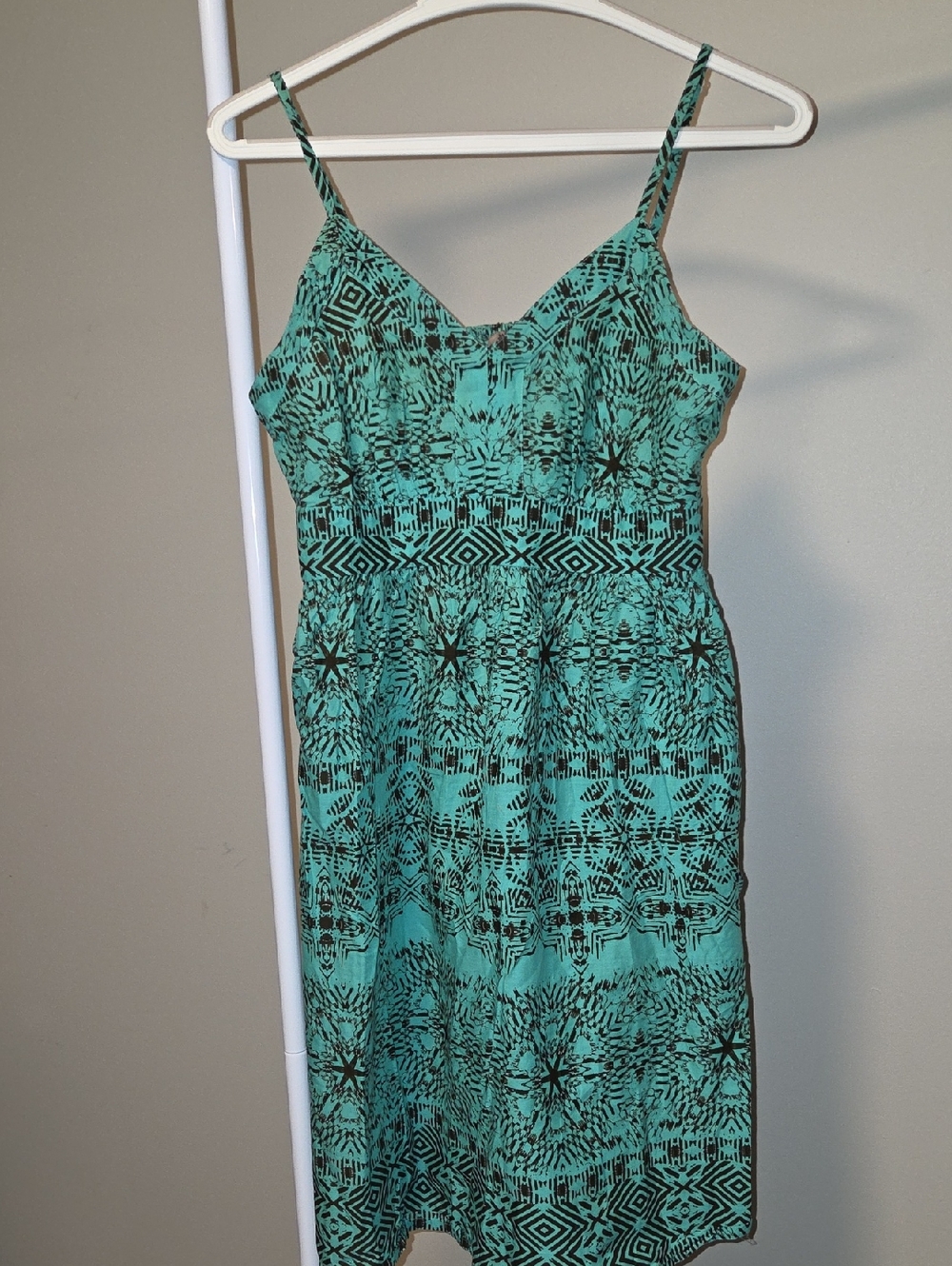 Sleeveless Mint Green Patterned Midi Dress